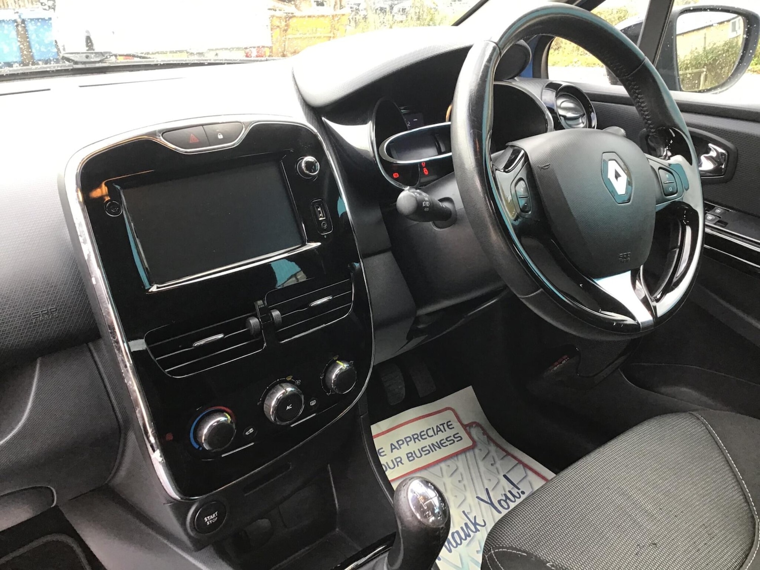 Used Renault Clio 2013 for sale - 77613794: Photo 33