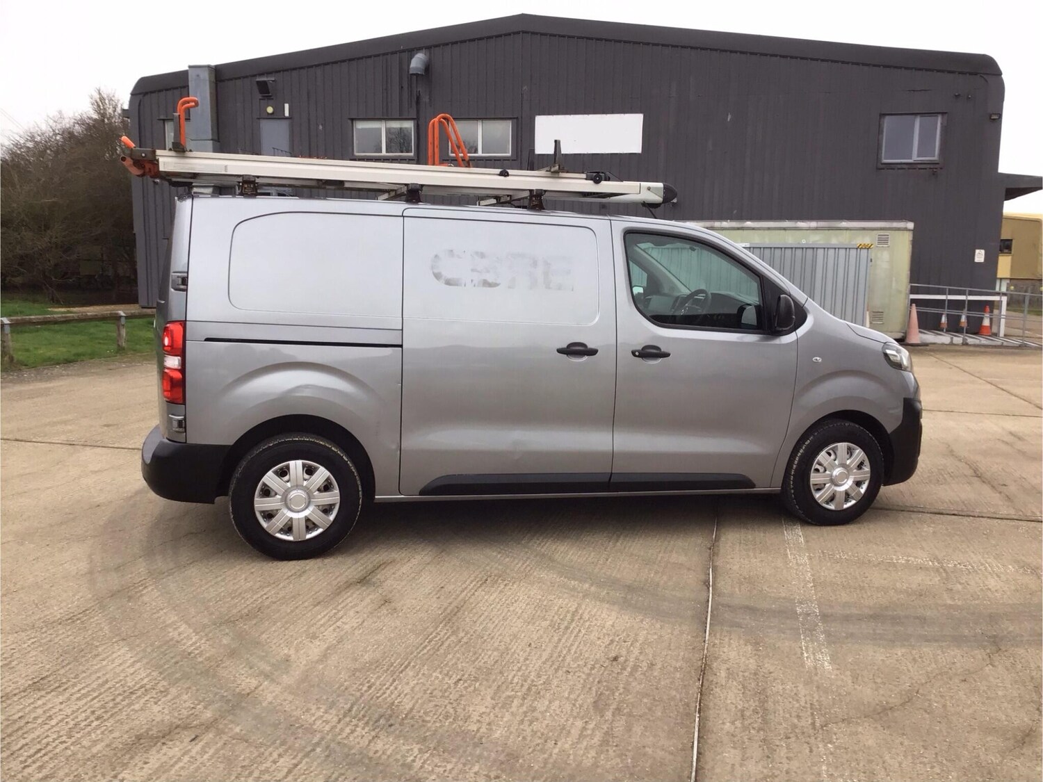 Used Vauxhall Vivaro 2020 for sale - 77613796: Photo 22