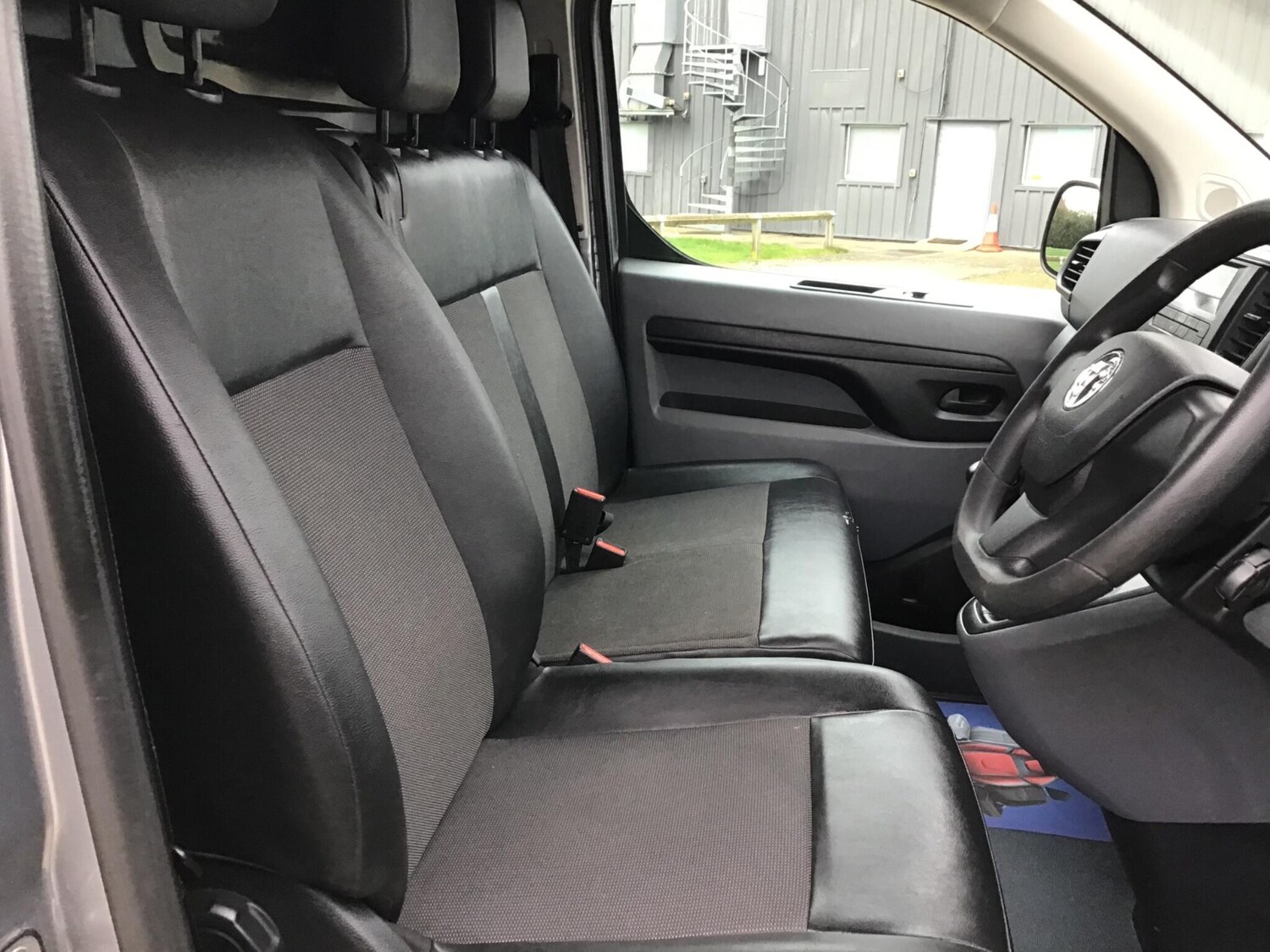 Used Vauxhall Vivaro 2020 for sale - 77613796: Photo 31