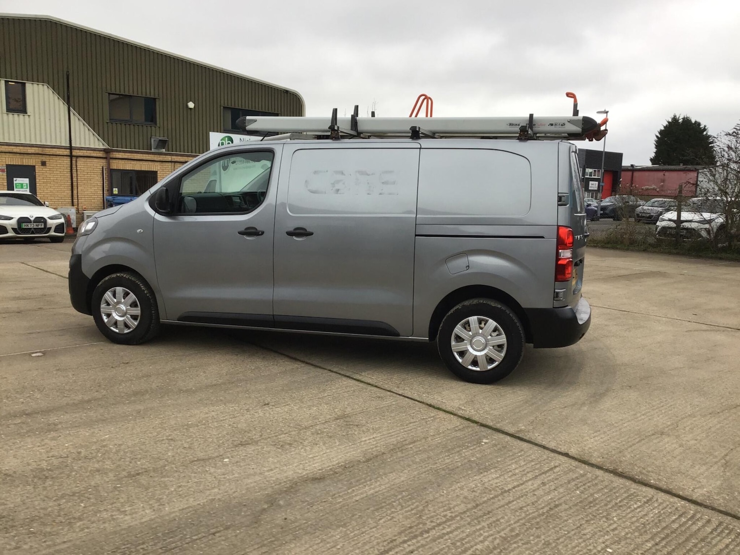 Used Vauxhall Vivaro 2020 for sale - 77613796: Photo 4