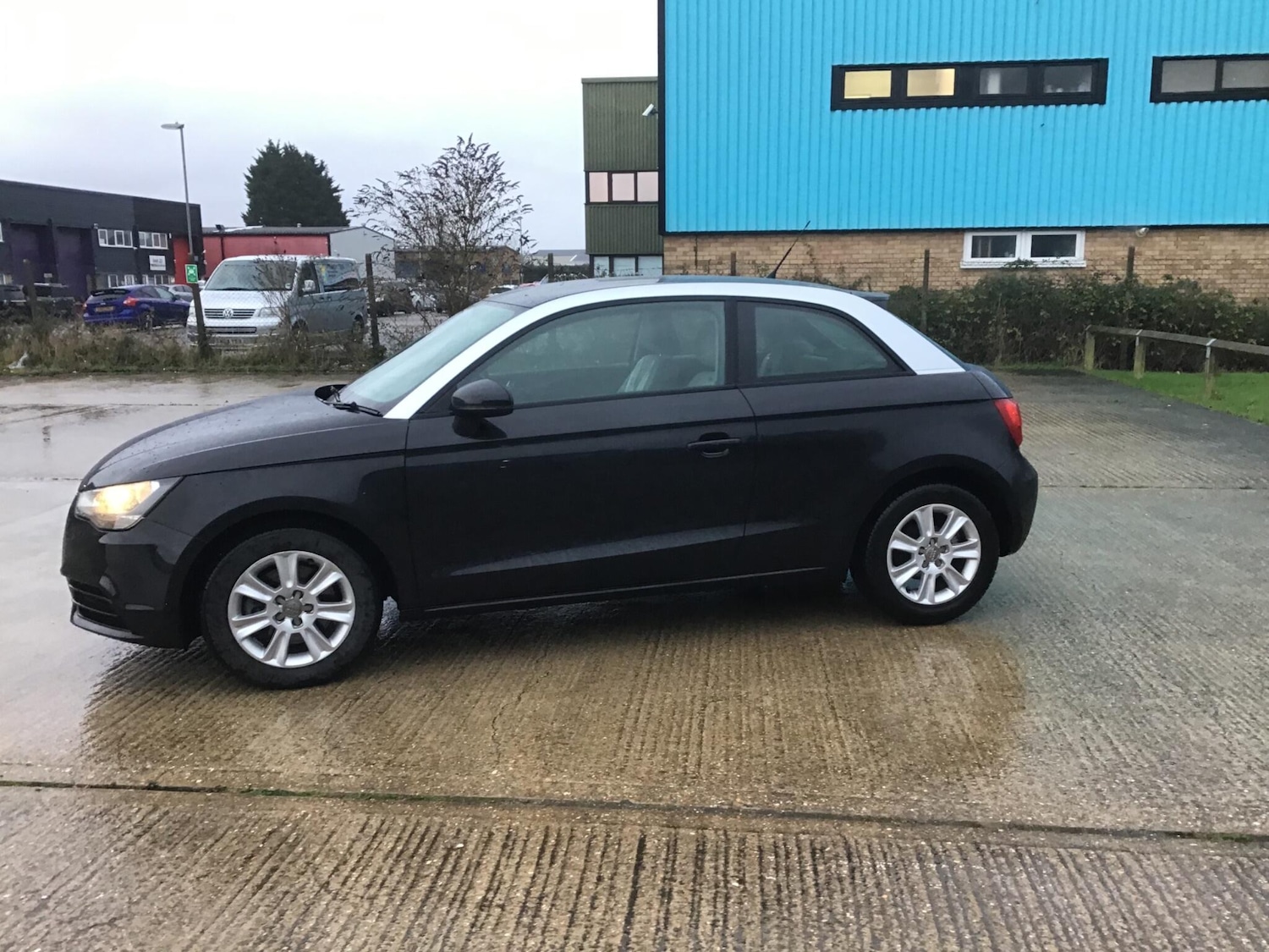Used Audi A1 2011 for sale - 77613811: Photo 18