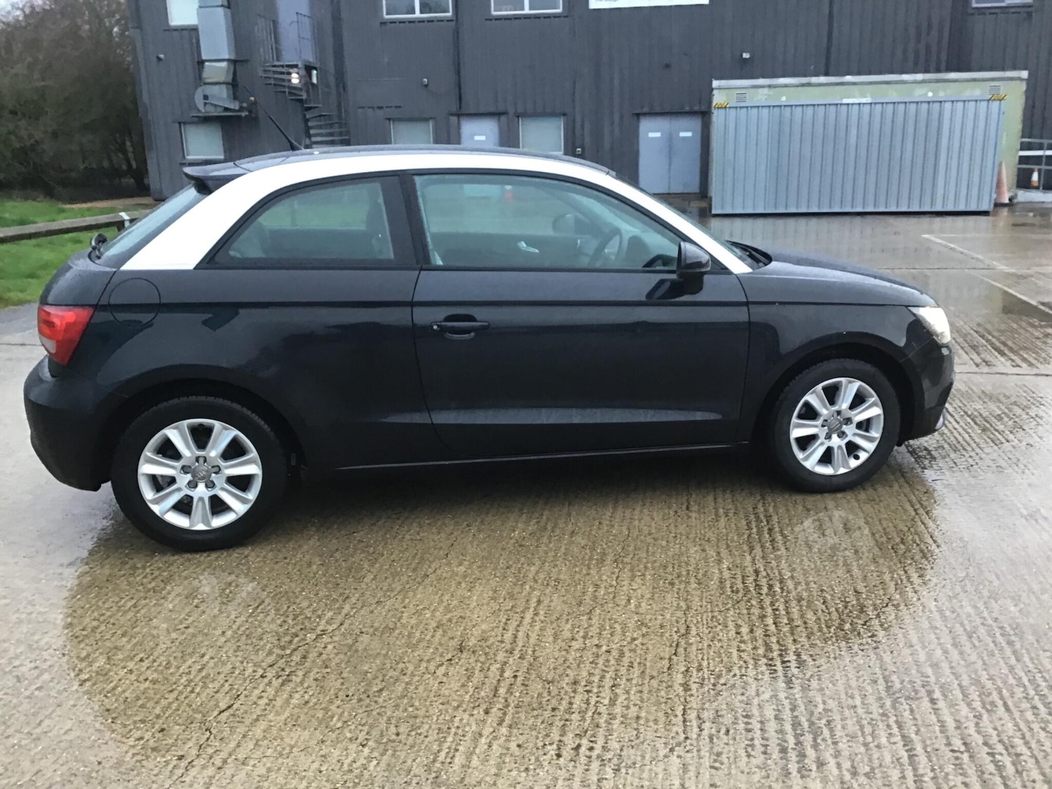 Used Audi A1 2011 for sale - 77613811: Photo 21