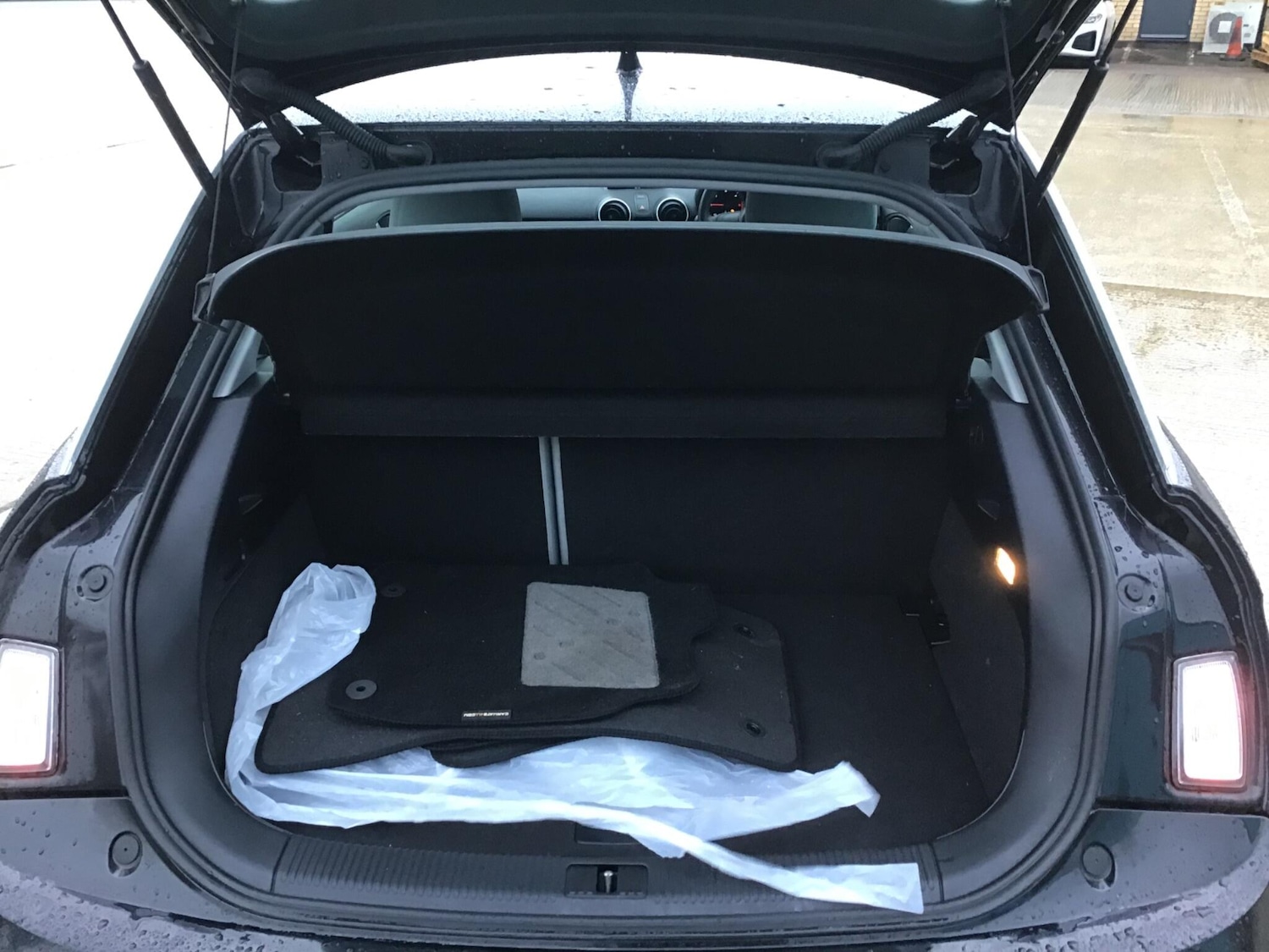 Used Audi A1 2011 for sale - 77613811: Photo 36