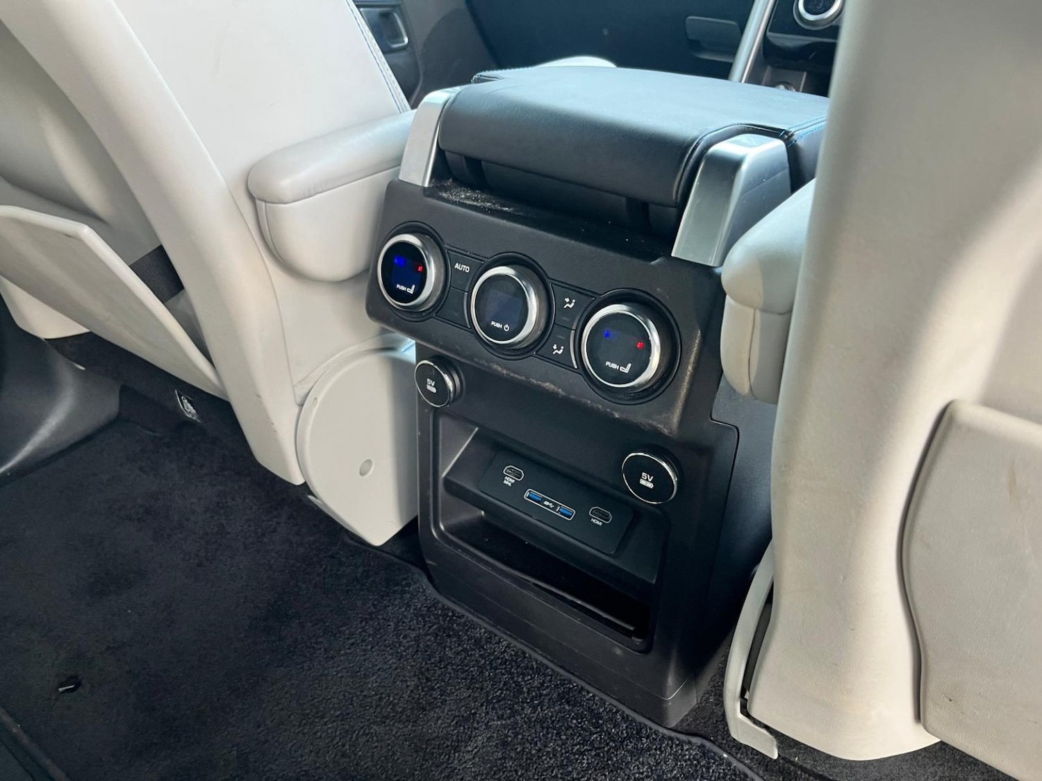 Used Land Rover Discovery 2019 for sale - 77891572: Photo 23