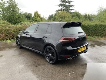 Used Volkswagen Golf 2016 for sale - 79679011: Photo