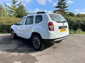 Used Dacia Duster 2017 for sale - 79302128: Photo