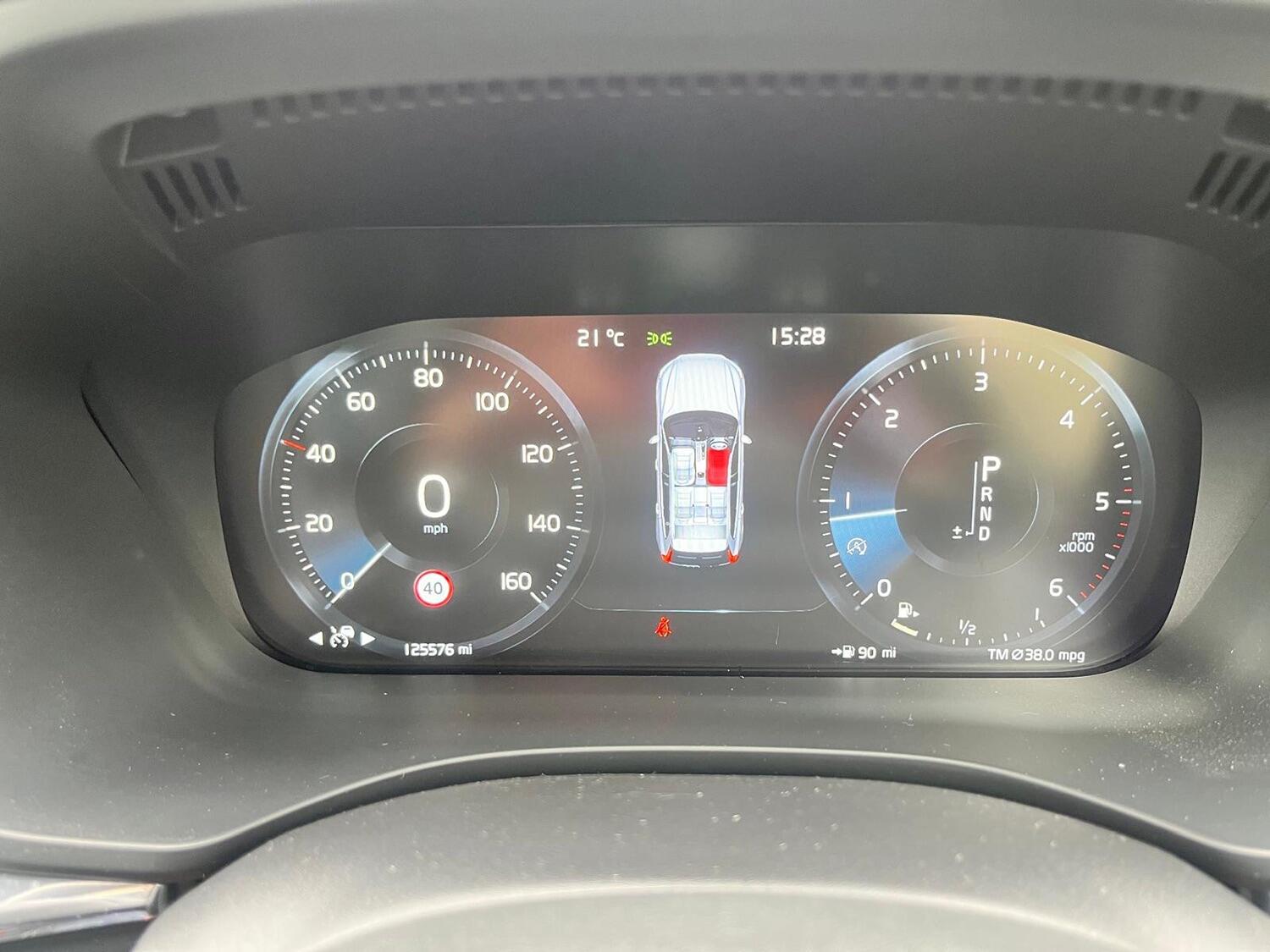 Used Volvo XC60 2017 for sale - 76794022: Photo 8