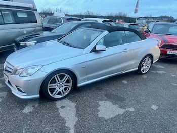 Used Mercedes-Benz E Class 2011 for sale - 76579941: Photo