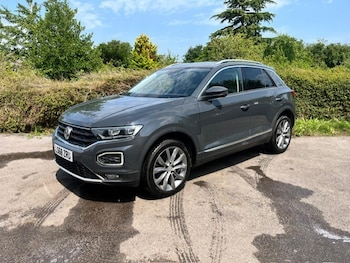 Used Volkswagen T-Roc 2018 for sale - 79302150: Photo