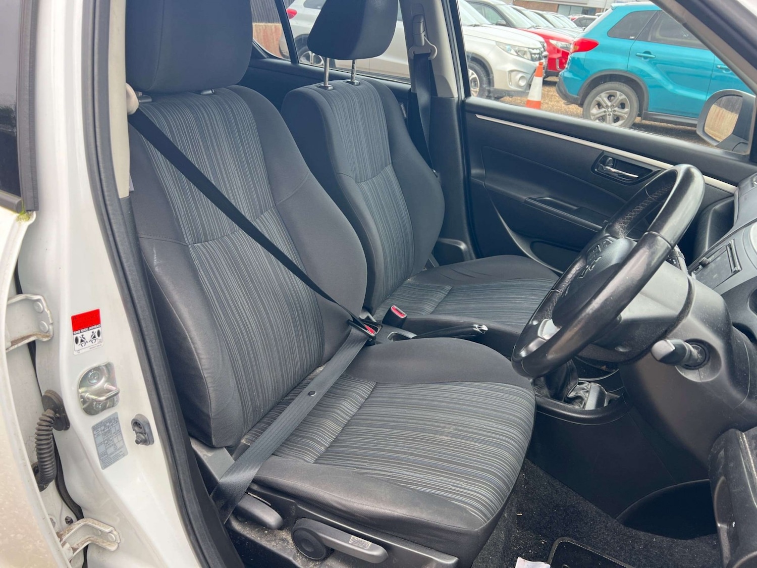 Used Suzuki Swift 2016 for sale - 78018279: Photo 10