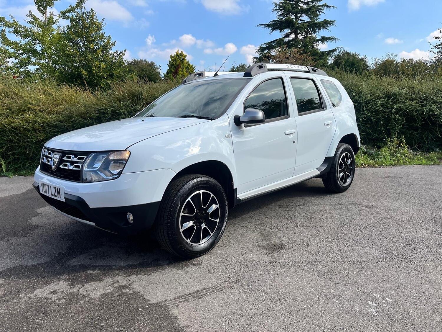 Used Dacia Duster 2017 for sale - 76093733: Photo 2