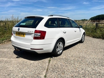 Used Skoda Octavia 2018 for sale - 79302119: Photo