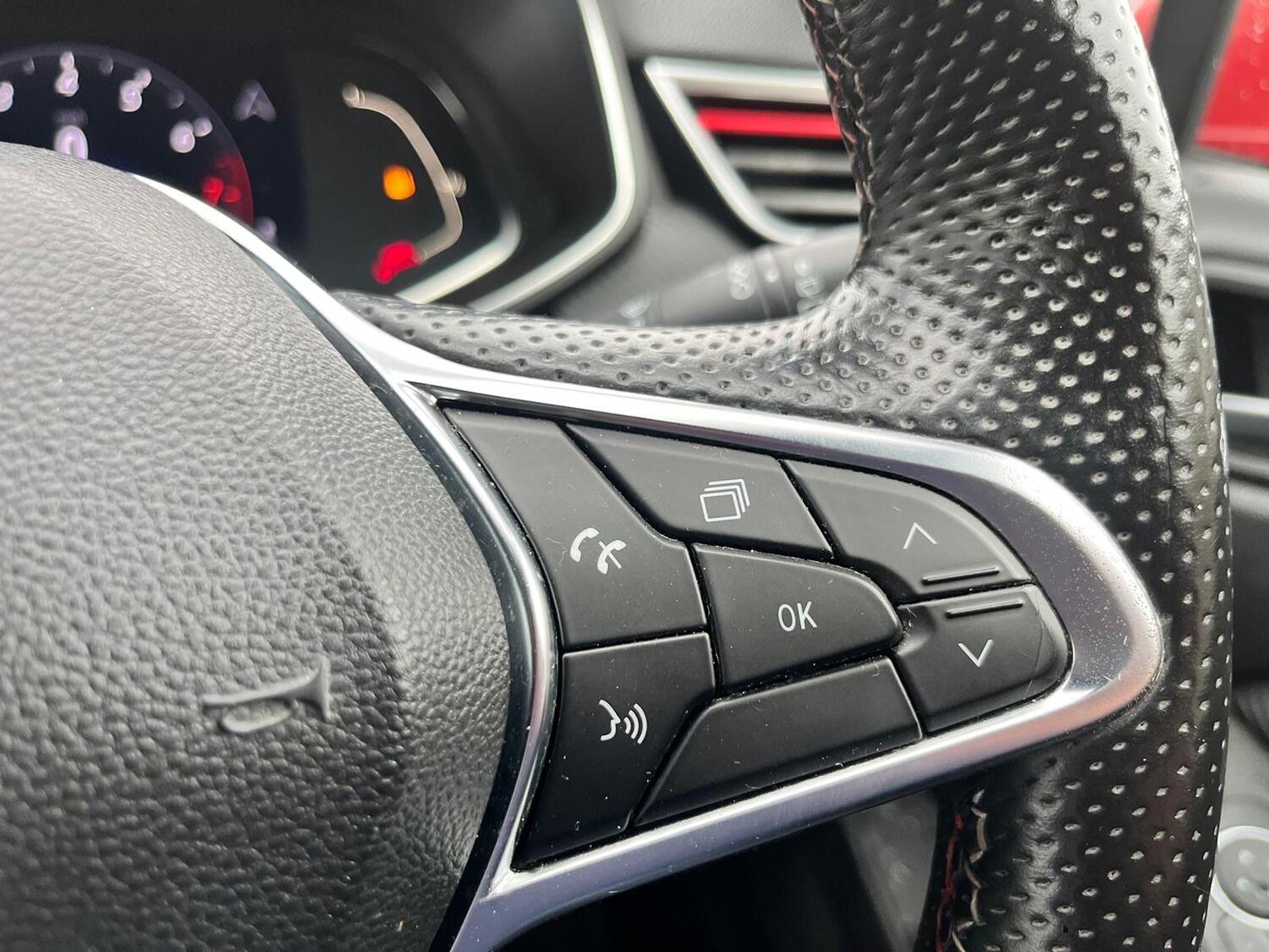 Used Renault Clio 2020 for sale - 76794023: Photo 16