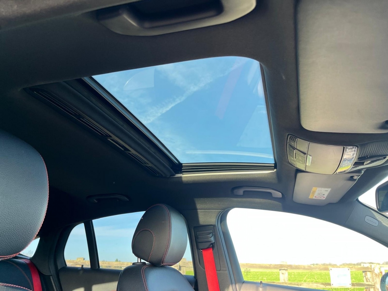 Used Mercedes-Benz GLC 2017 for sale - 77008125: Photo 9