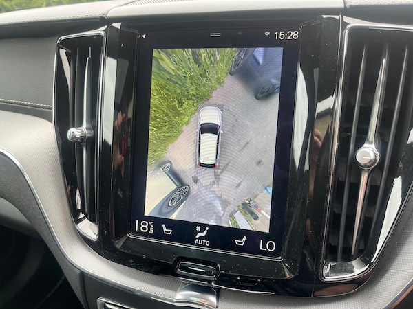 Used Volvo XC60 2017 for sale - 75740390: Photo 11