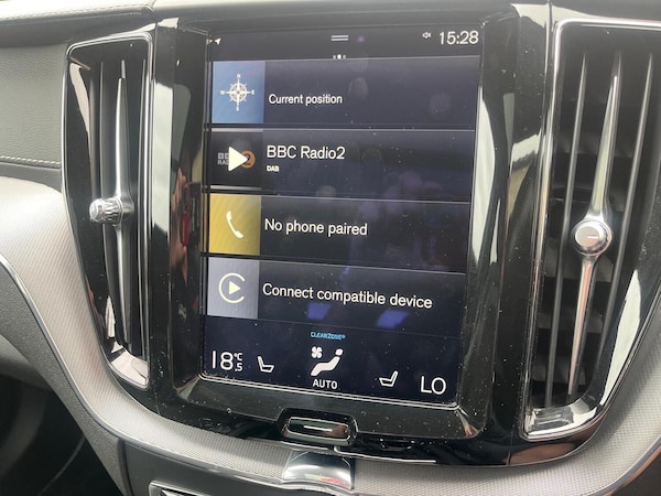 Used Volvo XC60 2017 for sale - 75740390: Photo 13