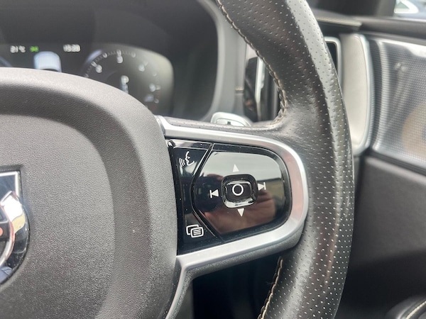 Used Volvo XC60 2017 for sale - 75740390: Photo 17