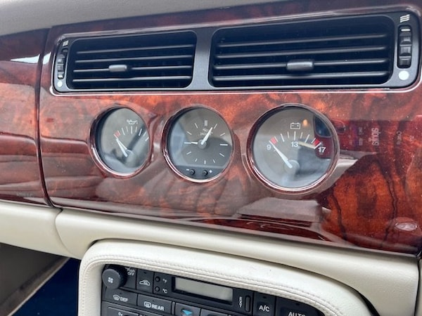 Used Jaguar XKR 1999 for sale - 74983912: Photo 14