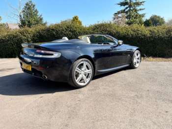 Used Aston Martin Vantage 2011 for sale - 74356909: Photo