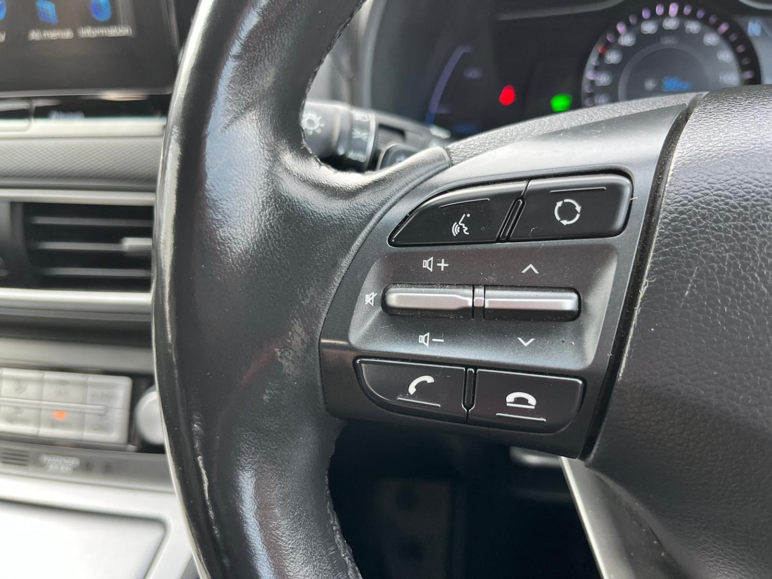 Used Hyundai KONA 2018 for sale - 77643690: Photo 16