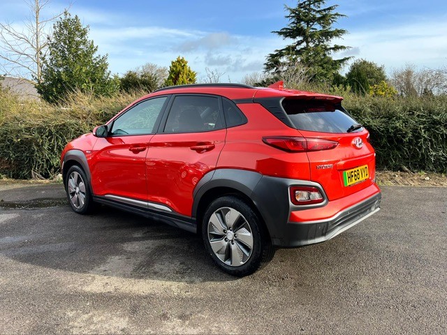 Used Hyundai KONA 2018 for sale - 77643690: Photo 4