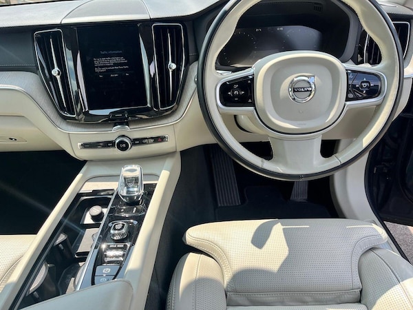 Used Volvo XC60 2019 for sale - 74983942: Photo 10