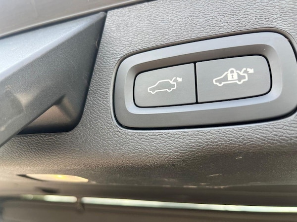 Used Volvo XC60 2019 for sale - 74983942: Photo 20