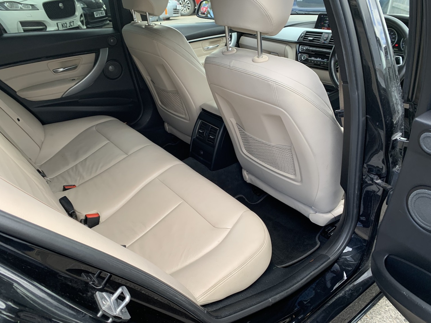 Used BMW 3 Series 2017 for sale - 78062216: Photo 19