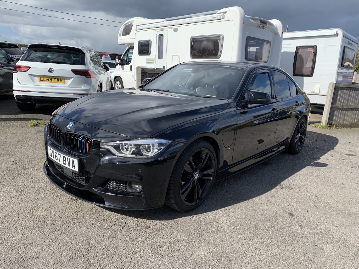 Used BMW 3 Series 2017 for sale - 78062216: Photo 2