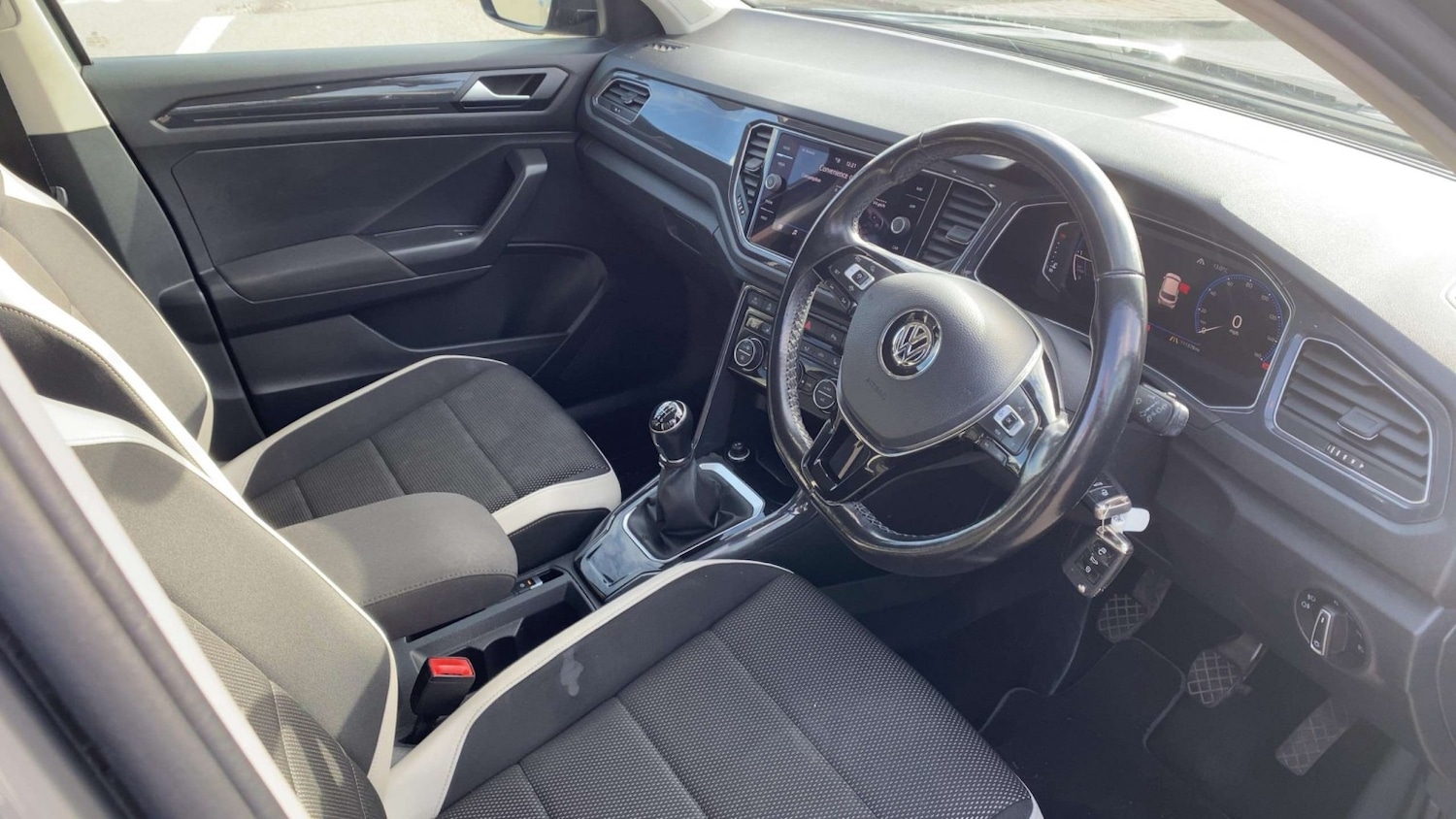 Used Volkswagen T-Roc 2018 for sale - 78004585: Photo 7