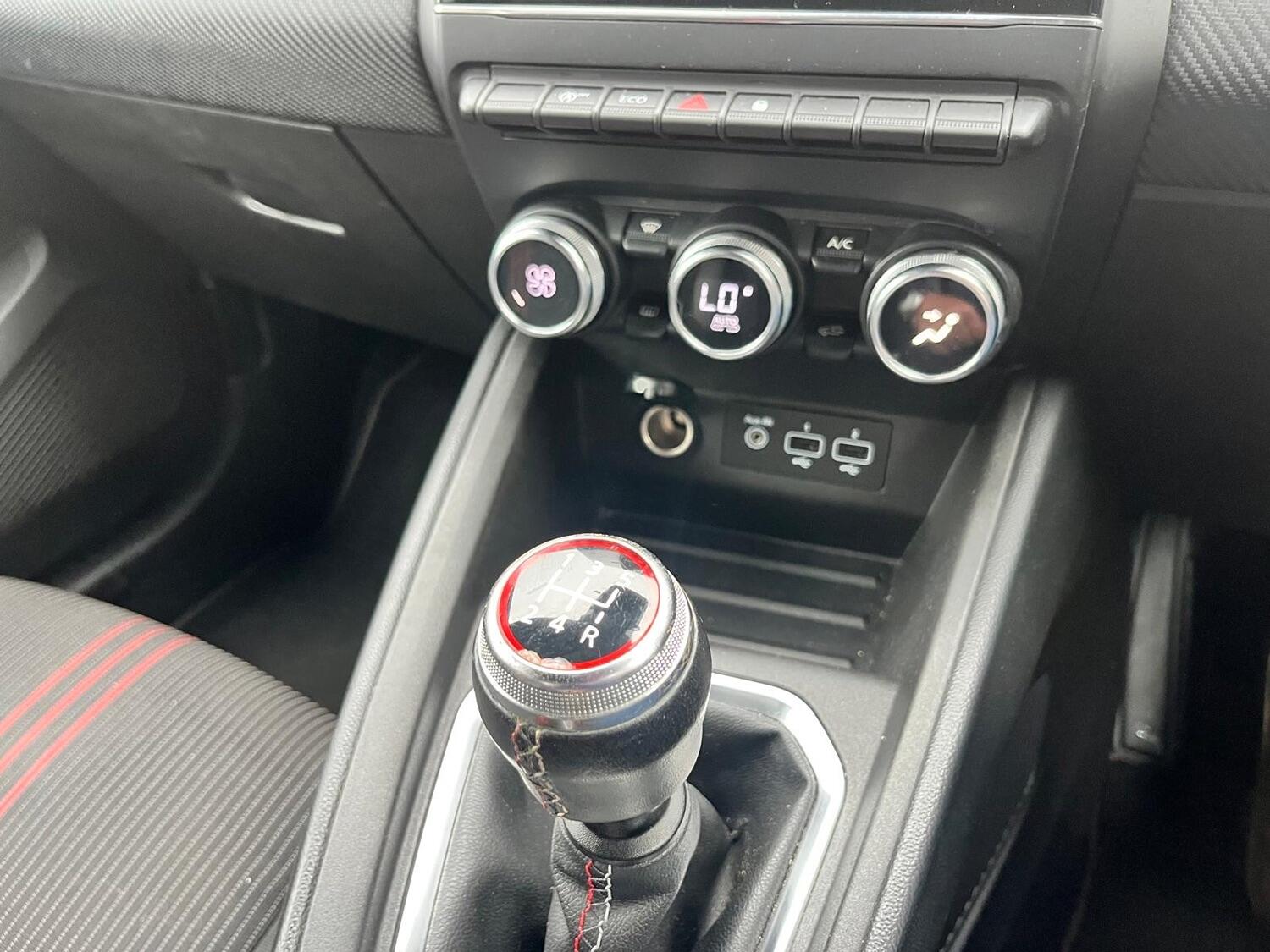 Used Renault Clio 2020 for sale - 75632858: Photo 13