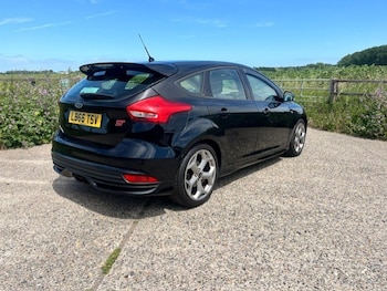 Used Ford Focus 2017 for sale - 78897612: Photo