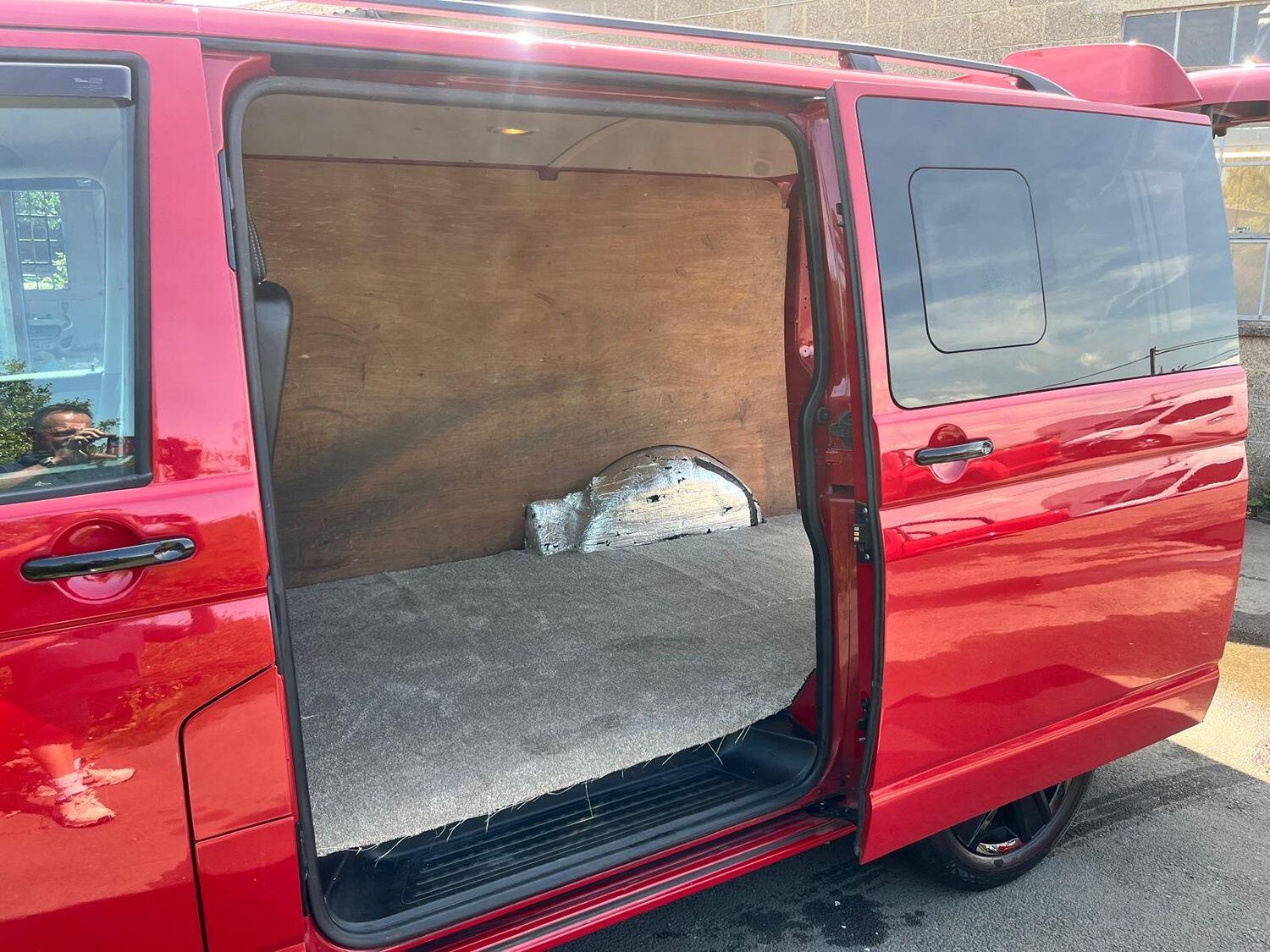 Used Volkswagen Transporter 2014 for sale - 76794030: Photo 7