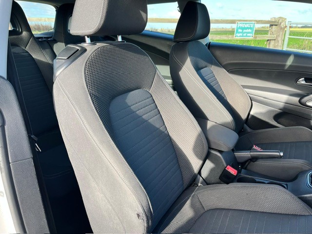 Used Volkswagen Scirocco 2014 for sale - 77225113: Photo 13