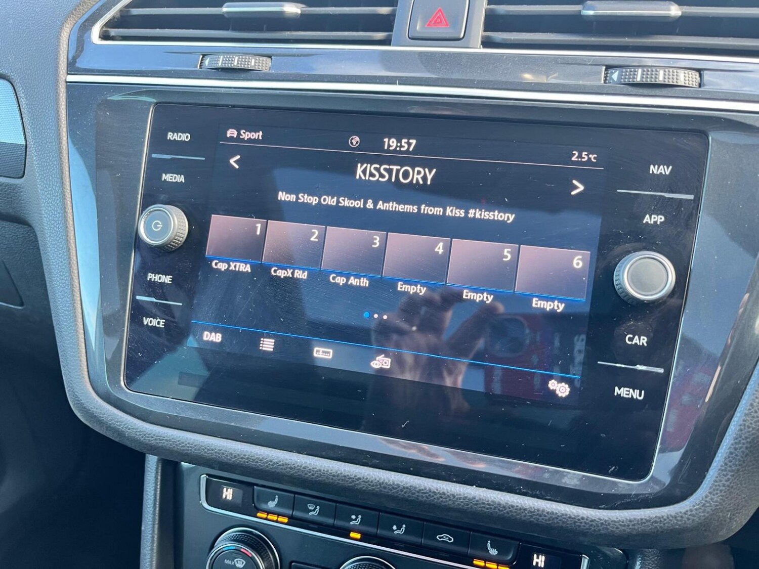 Used Volkswagen Tiguan 2018 for sale - 76794024: Photo 12