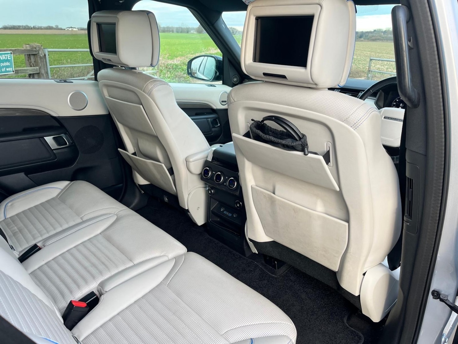 Used Land Rover Discovery 2019 for sale - 77118663: Photo 24