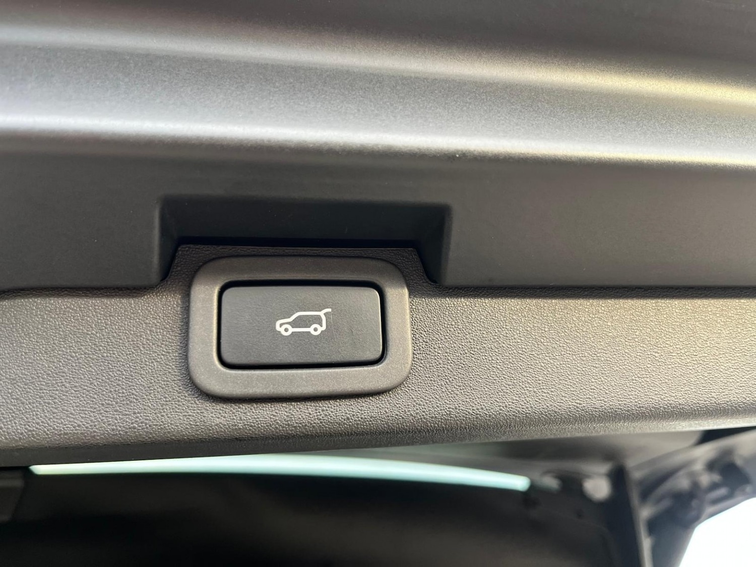 Used Land Rover Discovery 2019 for sale - 77118663: Photo 28