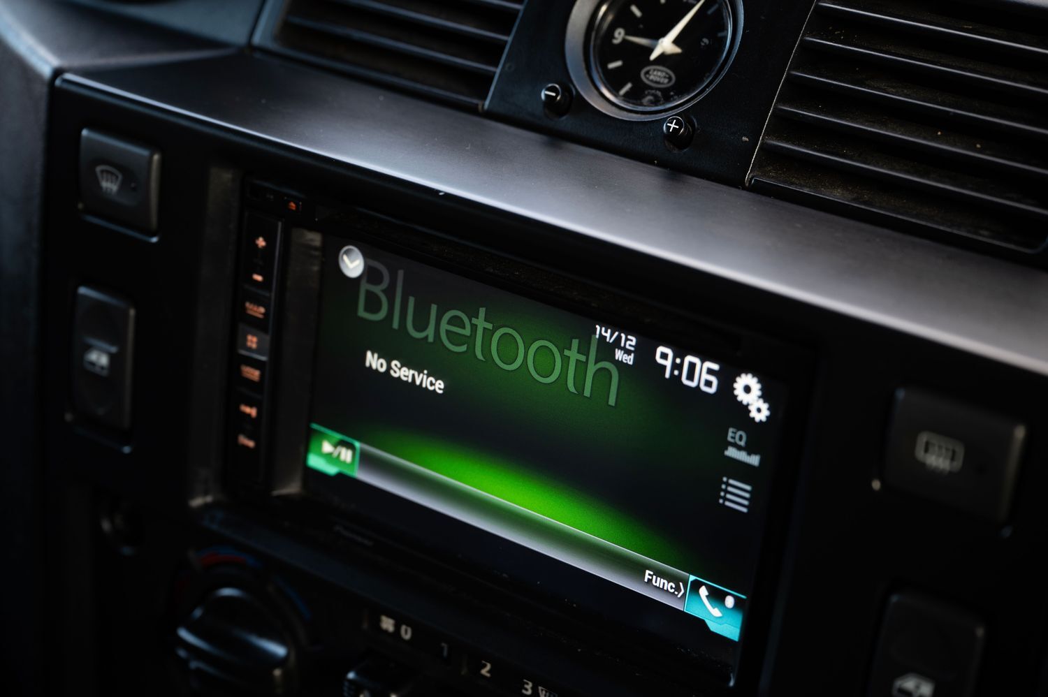 Used Land Rover Defender 2016 for sale - 76712731: Photo 10