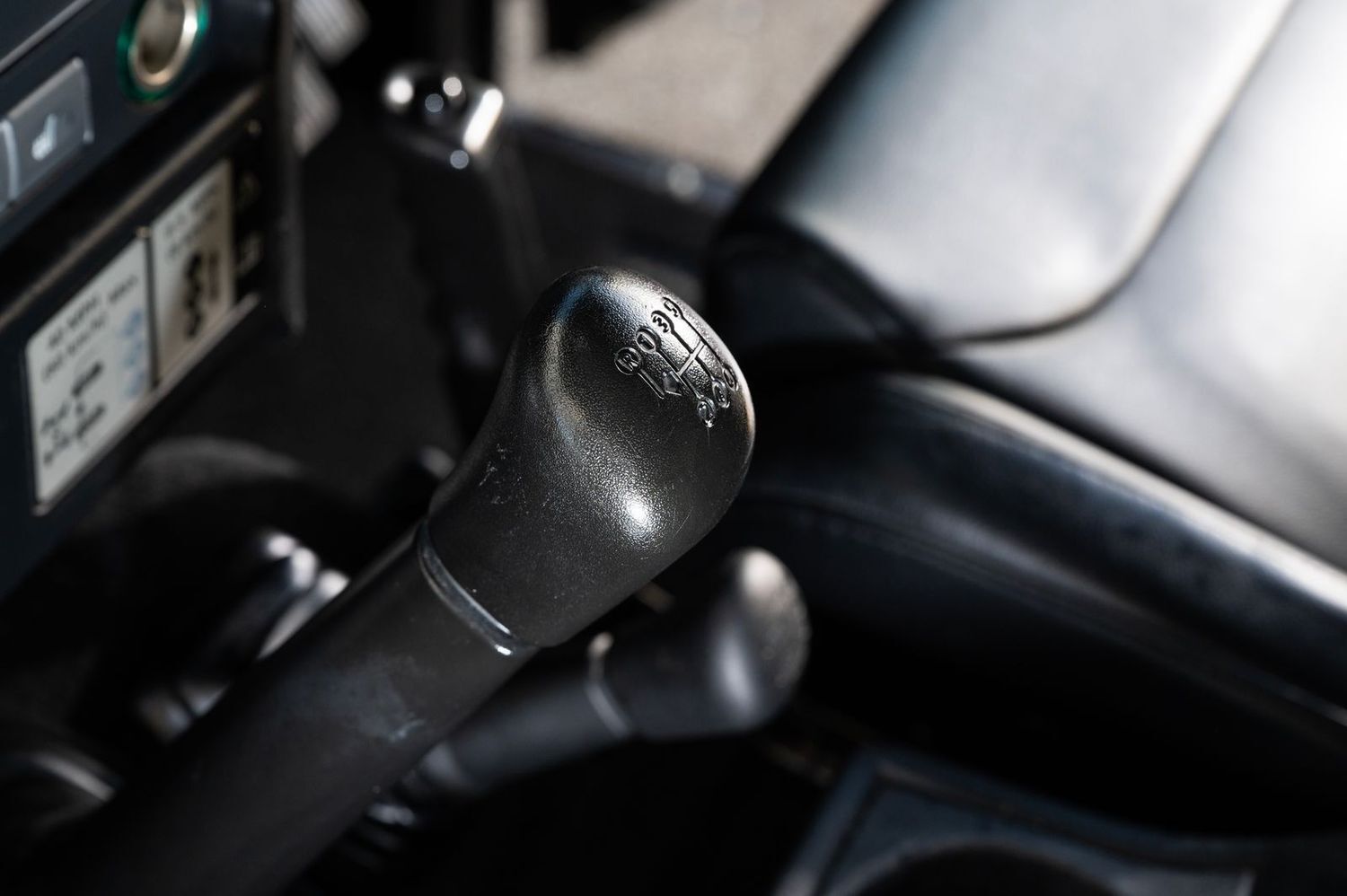 Used Land Rover Defender 2016 for sale - 76712731: Photo 15