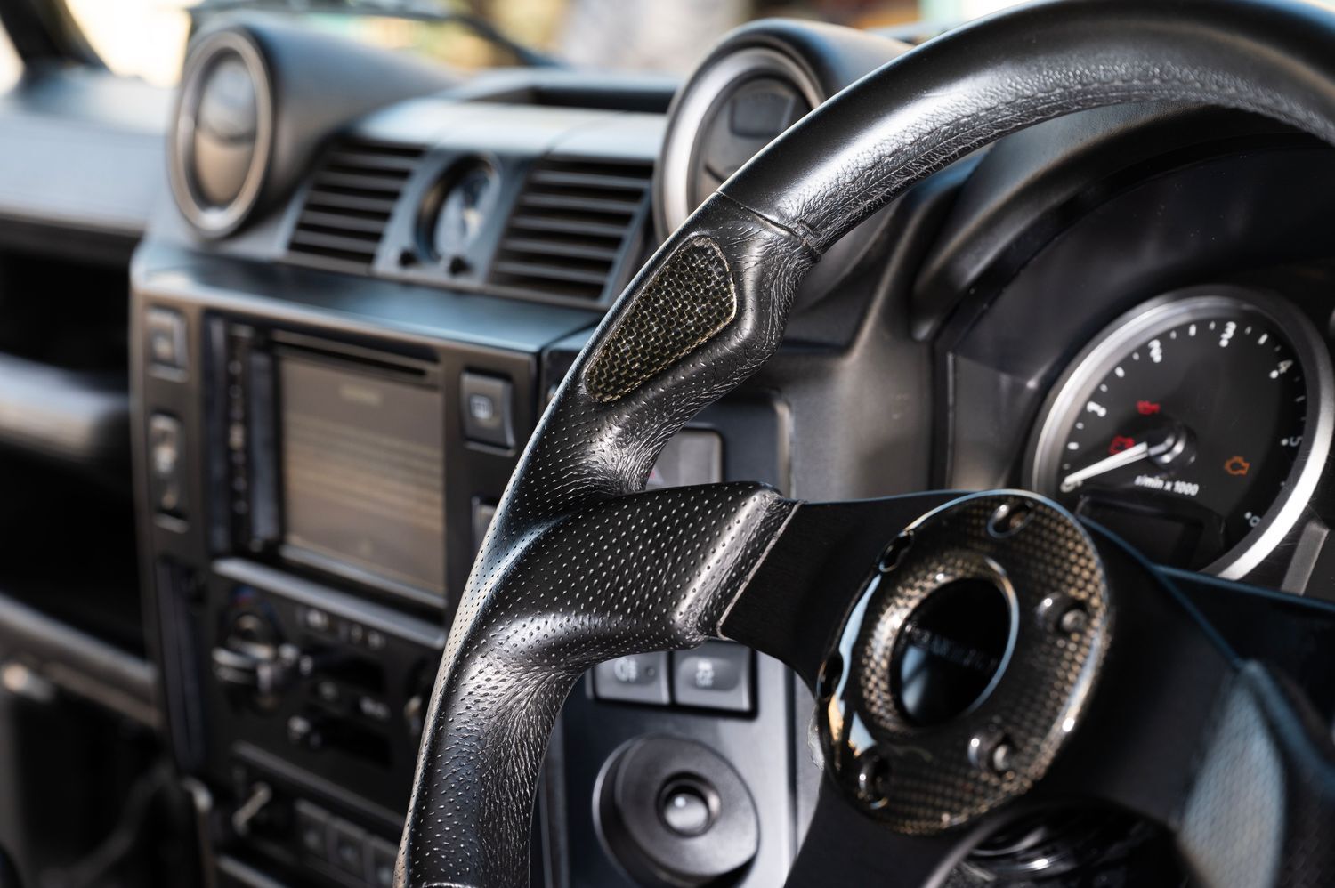 Used Land Rover Defender 2016 for sale - 76712731: Photo 16