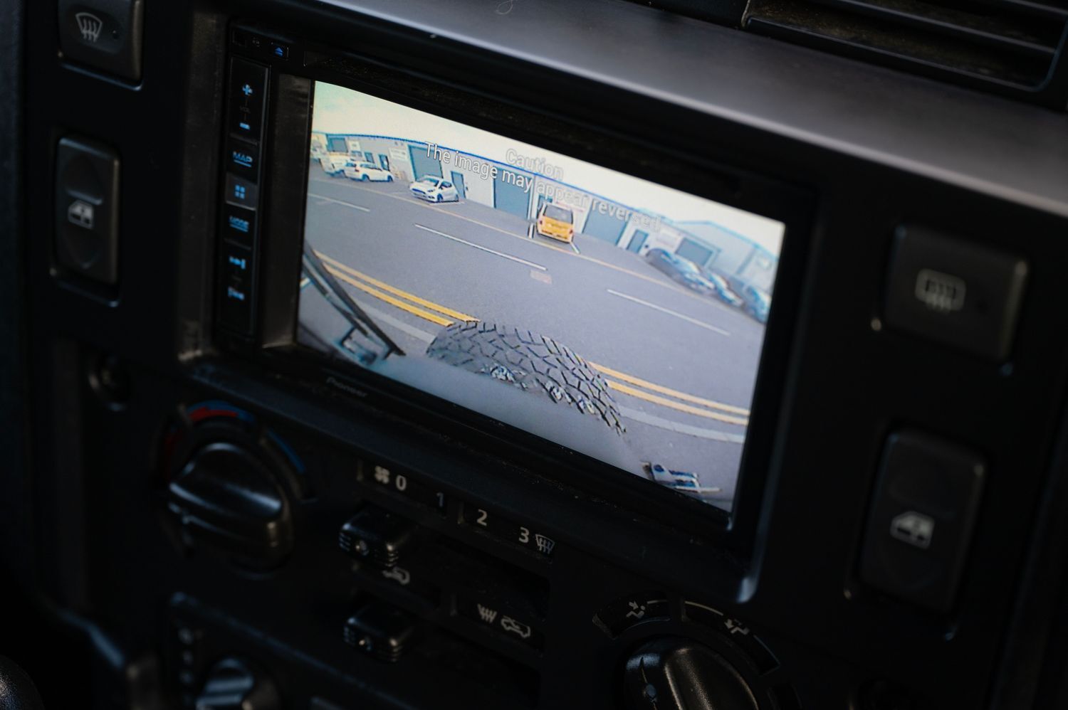 Used Land Rover Defender 2016 for sale - 76712731: Photo 9