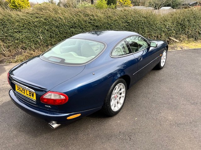 Used Jaguar XKR 1999 for sale - 76794029: Photo 22
