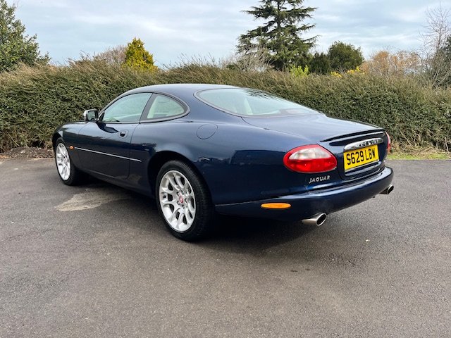 Used Jaguar XKR 1999 for sale - 76794029: Photo 6