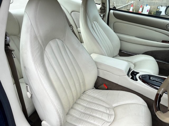 Used Jaguar XKR 1999 for sale - 76794029: Photo 8