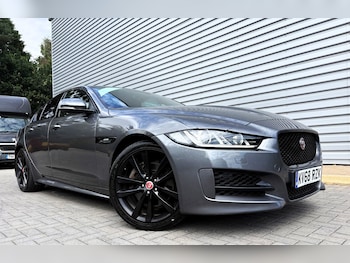 Used Jaguar XE 2018 for sale - 79321570: Photo