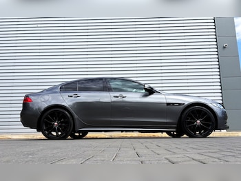 Used Jaguar XE 2018 for sale - 79321570: Photo