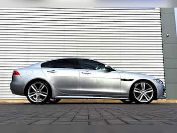 Used Jaguar XE 2015 for sale - 79776319: Photo