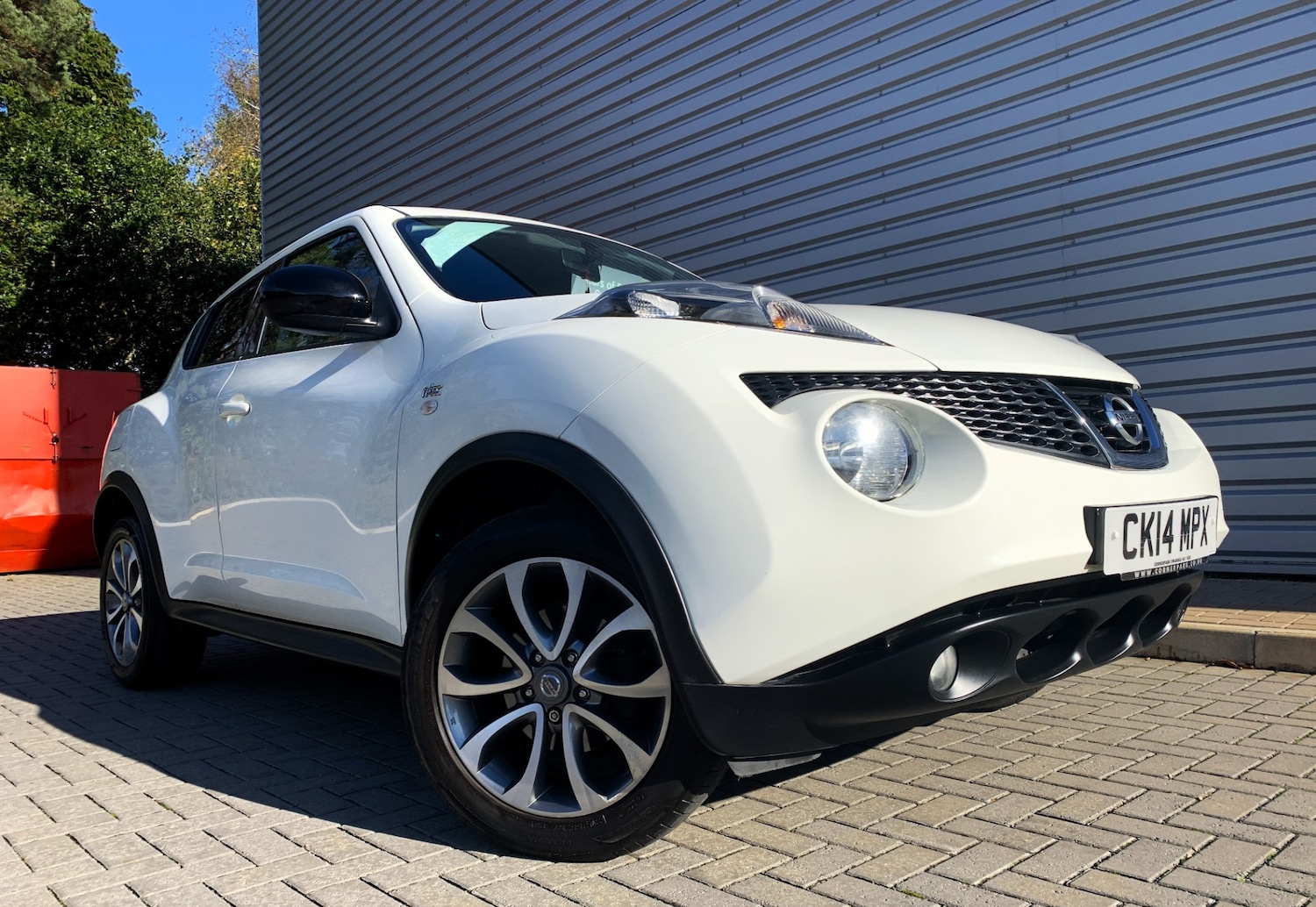 Used Nissan Juke 2014 for sale - 76352313: Photo 2