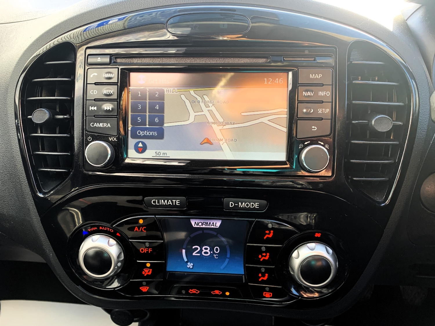 Used Nissan Juke 2014 for sale - 76450658: Photo 14