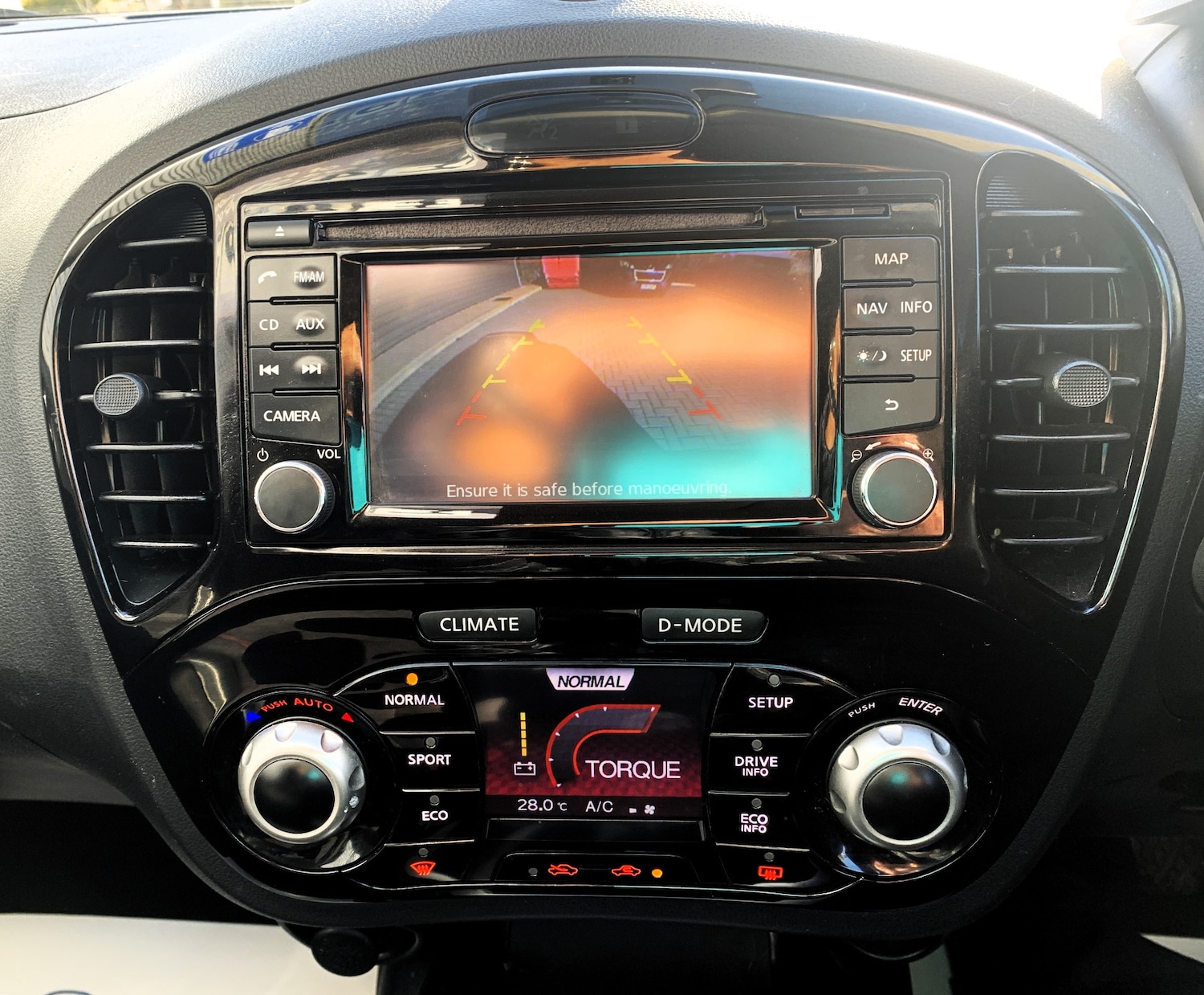 Used Nissan Juke 2014 for sale - 76450658: Photo 15